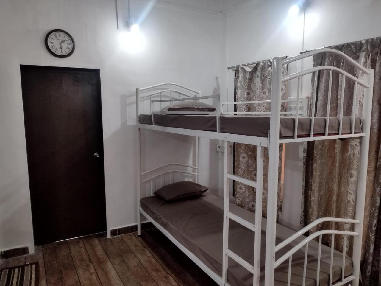 The Cottage House Мумбаи Экстерьер фото